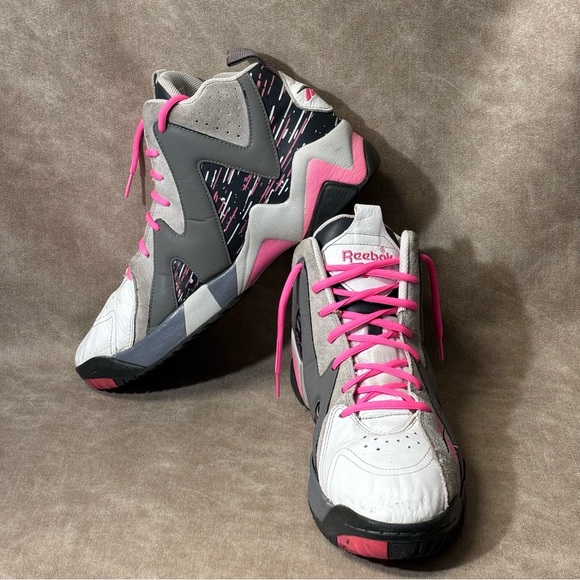 Men's Reebok Kamikaze 2 Mid Breast Cancer Awareness Gray/Pink Size 11 - Picture 1 of 6
